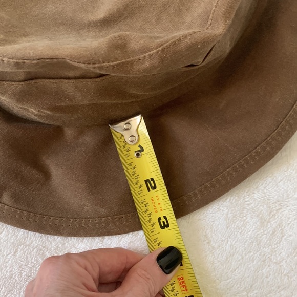 Waxed-cotton hat. - Picture 6 of 7